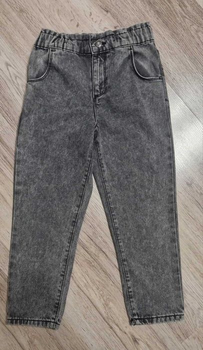 Blugi  fetita gri high waist, talie elastică, stil mom fit.