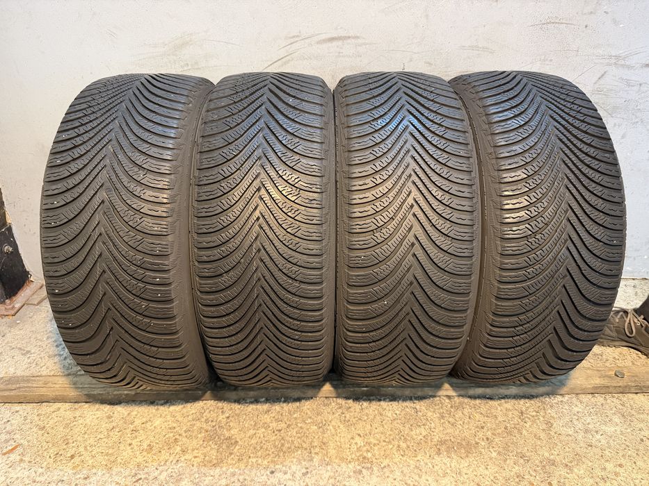 Гуми 205/50/17 MICHELIN Alpin Winter