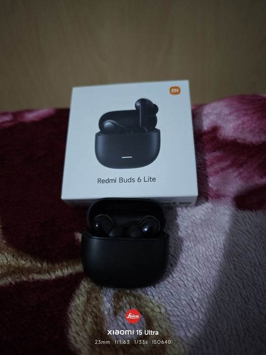 Redmi buds 6 lite.