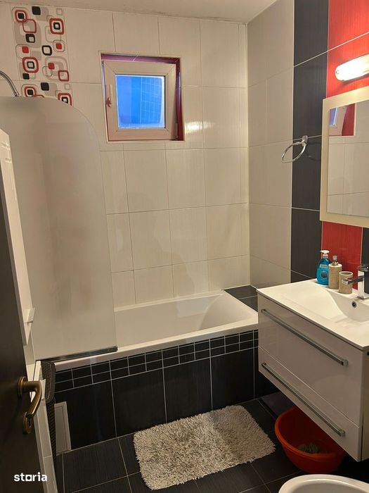 Apartament 3 camere, balcon, Micro 16 Satu Mare