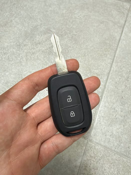 Cheie Renault doua butoane
