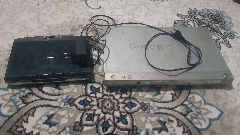 Dvd sotilodi monitorli