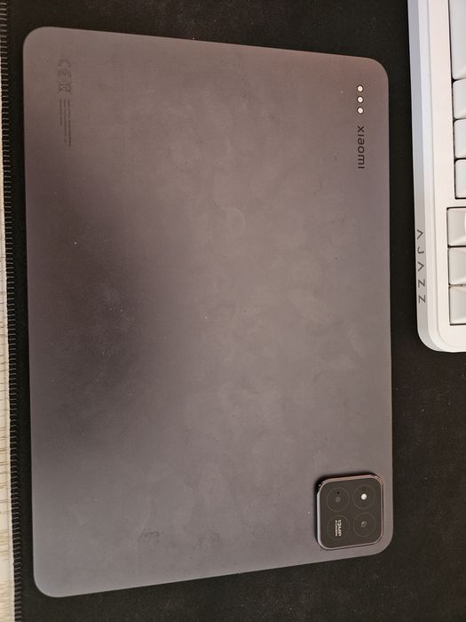 Xiaomi pad 7 8/256 + original xiaomi keyboard