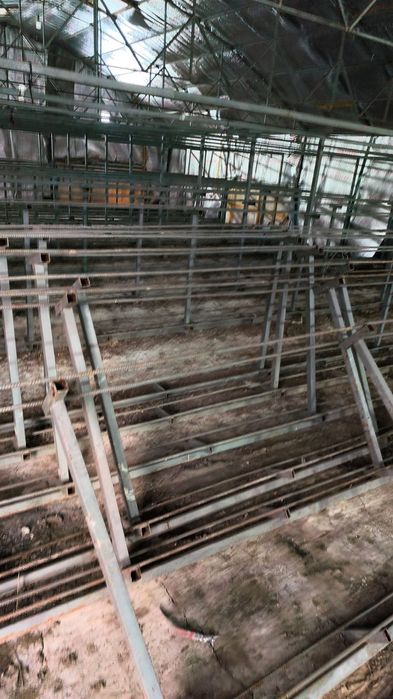 Продам полки из профиля 18 шт