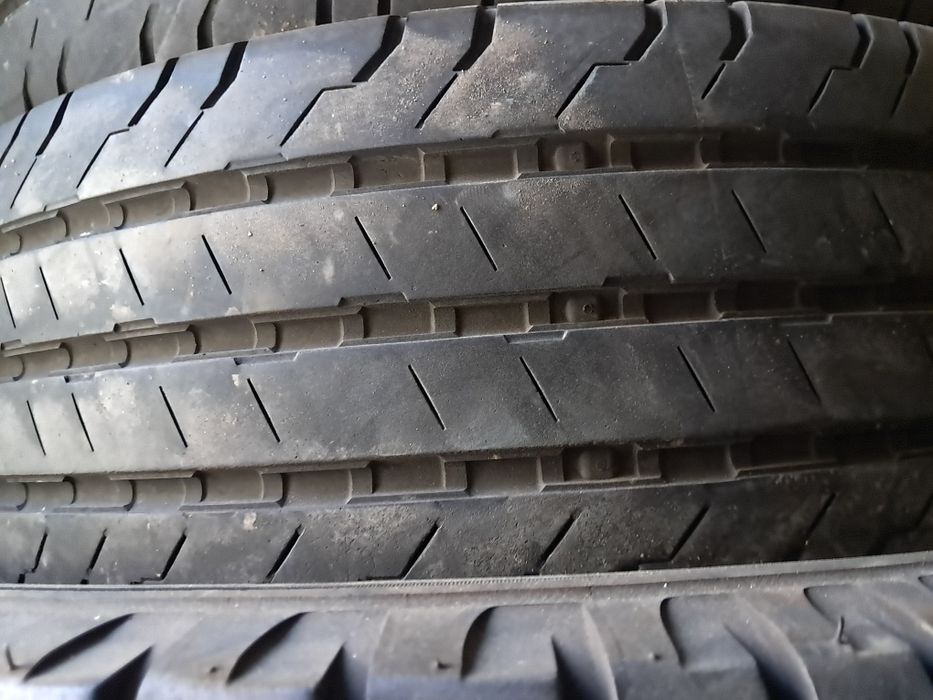 Anvelope second vara 215 65 R16C Continental