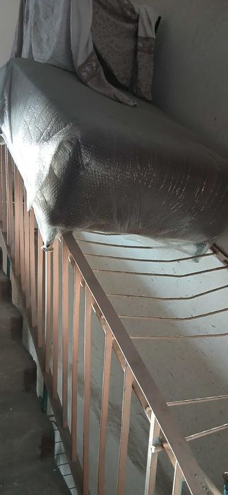 Продаю диван и новый пуф в упаковке