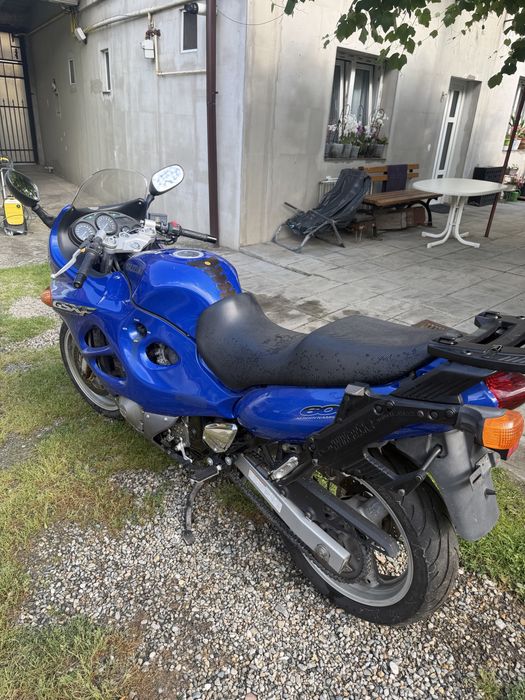 Vand Suzuki GSXF 600