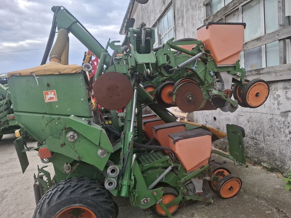 Vând semănătoare Amazone ED 602 K
