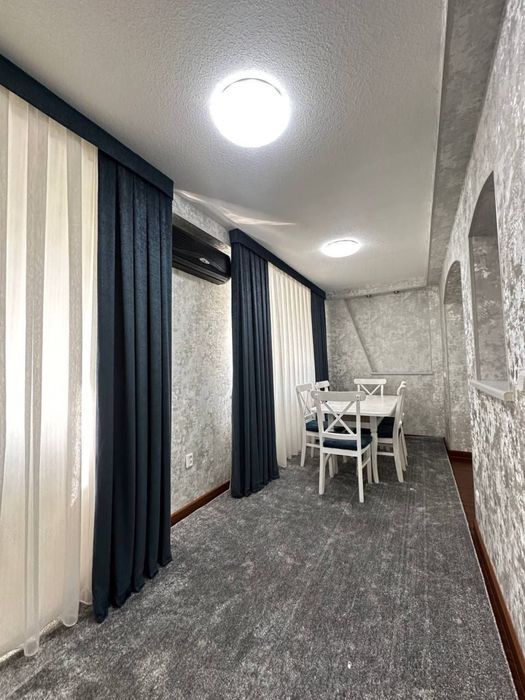 Продается кв в центре Ул.НУКУССКАЯ  3/2/4 72м2 с ремонтом