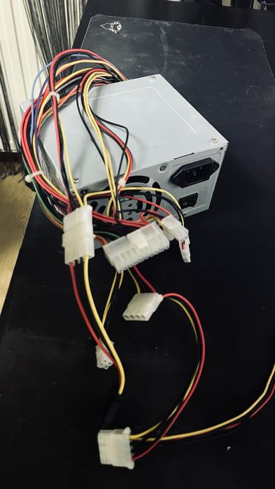 Sursa 400W  functionala de pe un pc mai vechi