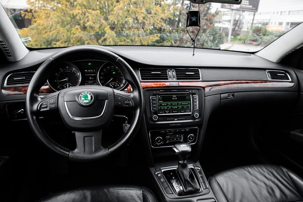 Skoda Superb 2010 /Benzină/ Automată