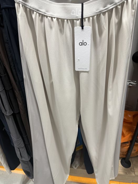 Pantaloni Alo Yoga