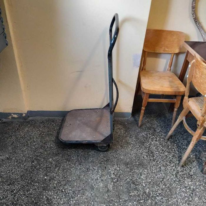 Продавам ламарина 0.8, дървен материал 6, 4.5, 3, 2 см, Г винкел, шина