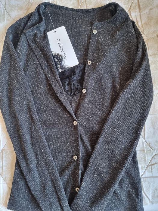 Красивая кофта.  .