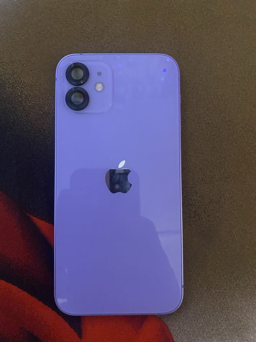 Продам iphone 12