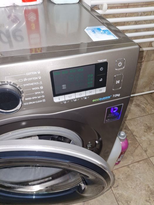 Vand urgent mașina de spălat SAMSUNG