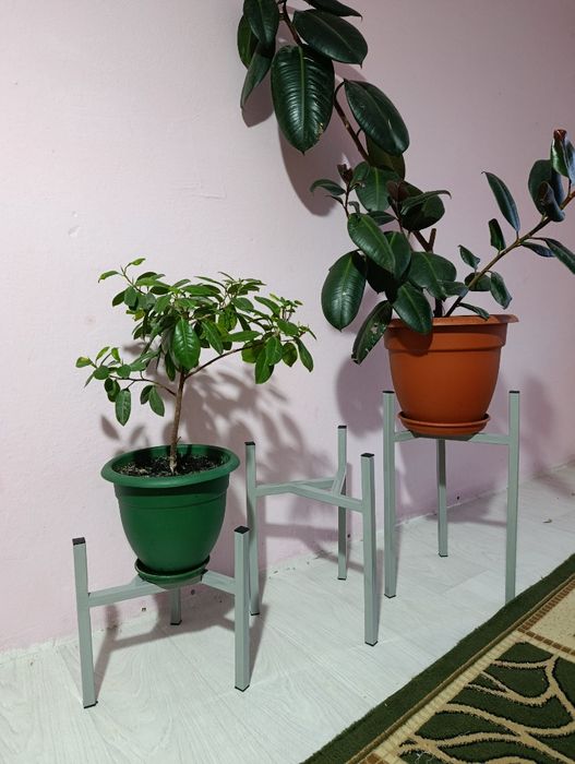 Подставка для цветов. Комплект.