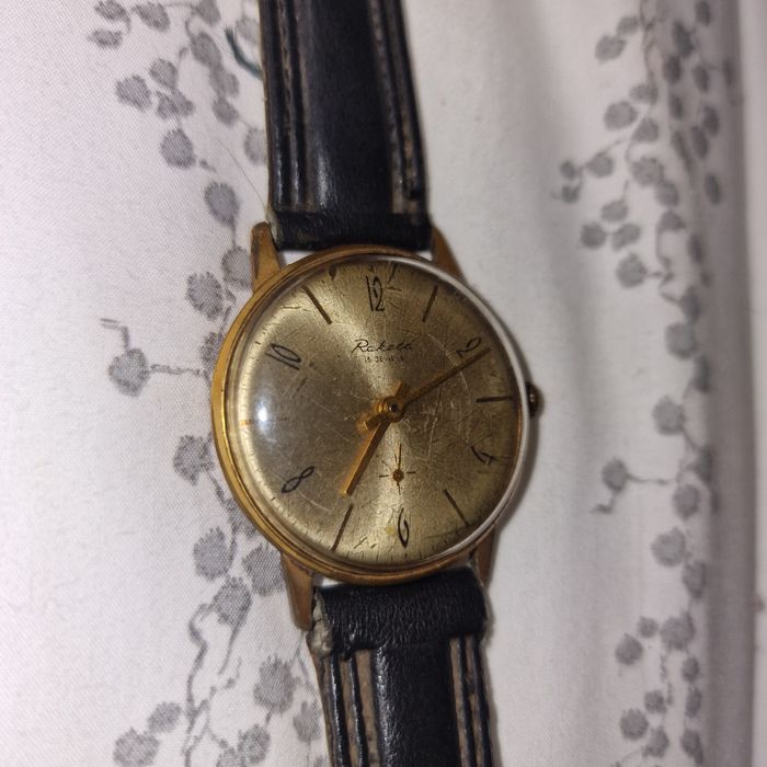 Ceas Raketa mecanic placat cu aur funcțional