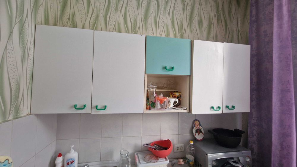 Кухонный гарнитур с мойкой