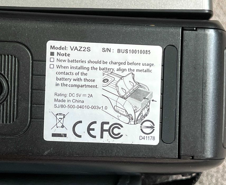 Camera video digitală Aiptek VAZ2S Full HD 10MP defectă pentru piese