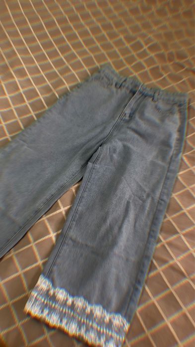 Джинсы новые. Для девушек низкого роста