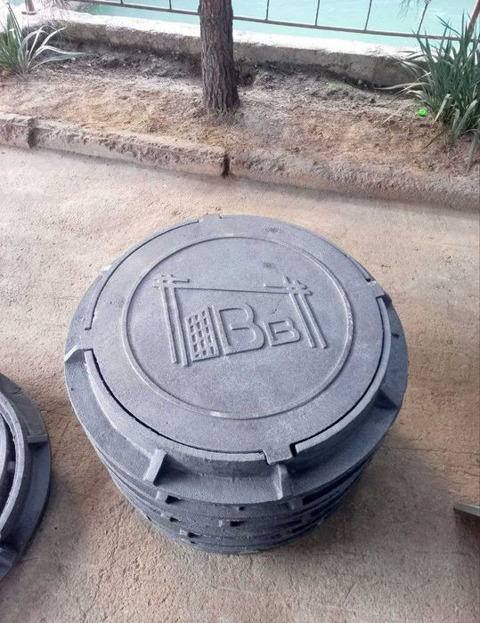 Chugun LUK (Чугунный люк) Чугун люк Lyuk Колодец (Kalodes)