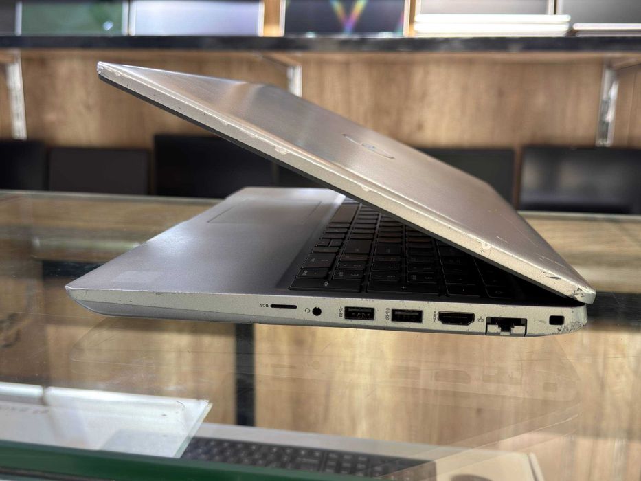 DELL Precision 3561