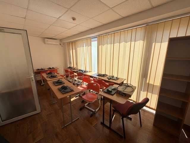 Piata Victoriei, Primaria Sector 1 - Clădire D+P+2E+M, 800 mp, renovată 2024, ideală birouri/clinică/școală, acces din 2 străzi - View 6