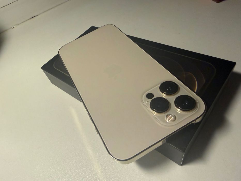 Iphone 12 ProMax 124 gb