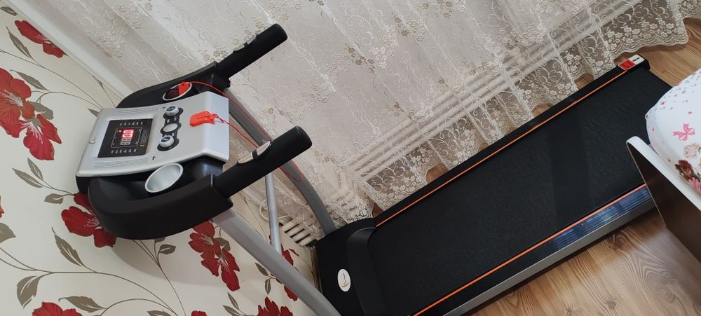 Banda de alergat electrica