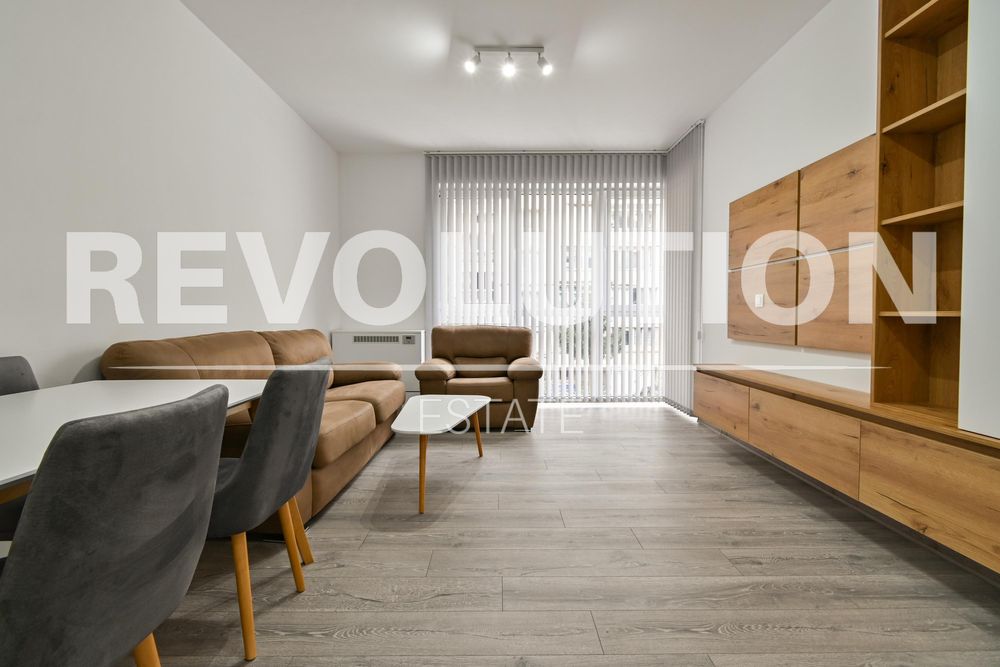 Дава се под наем Двустаен апартамент в София, Връбница 2 - 55 кв.м за 665 € - Снимка #2