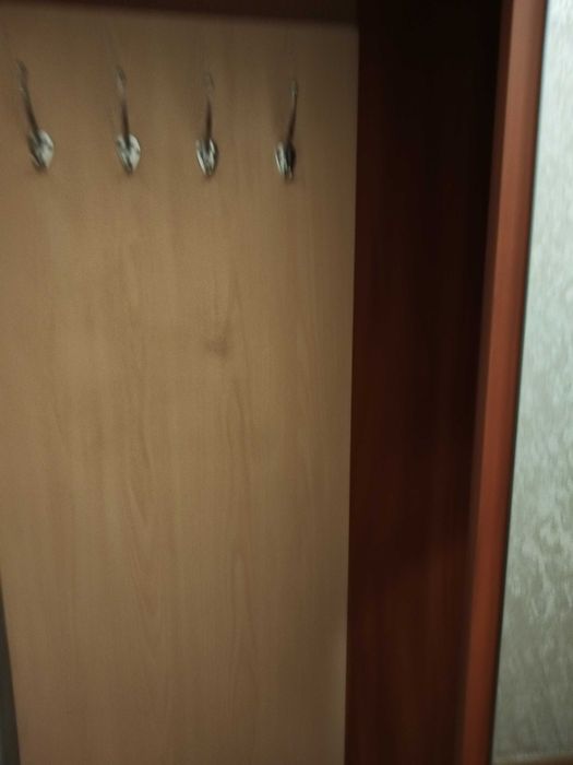 Прихожка в отличном состоянии с зеркалом