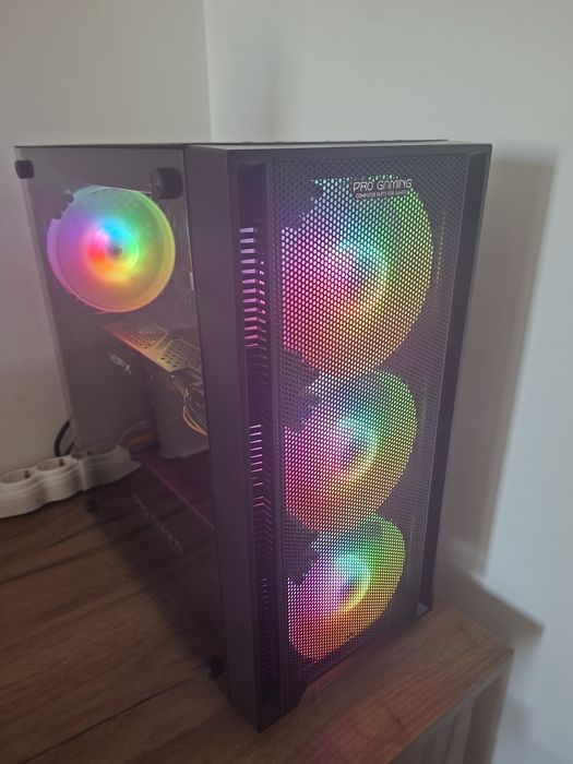 Pc gaming I5 12400F, 16Gb ddr4, Video Rx 580 8 Gb 256 biti, 2xm2 256gb, 1Tb HDD