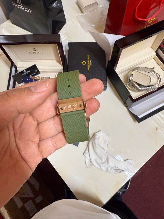 Hublot Classic Fusion Chronograph green rose gold