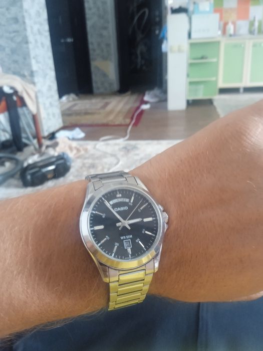 Продам касио часы оригинал
