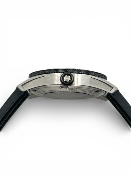 Mont Blanc Teamwaker automatic мъжки часовник нов