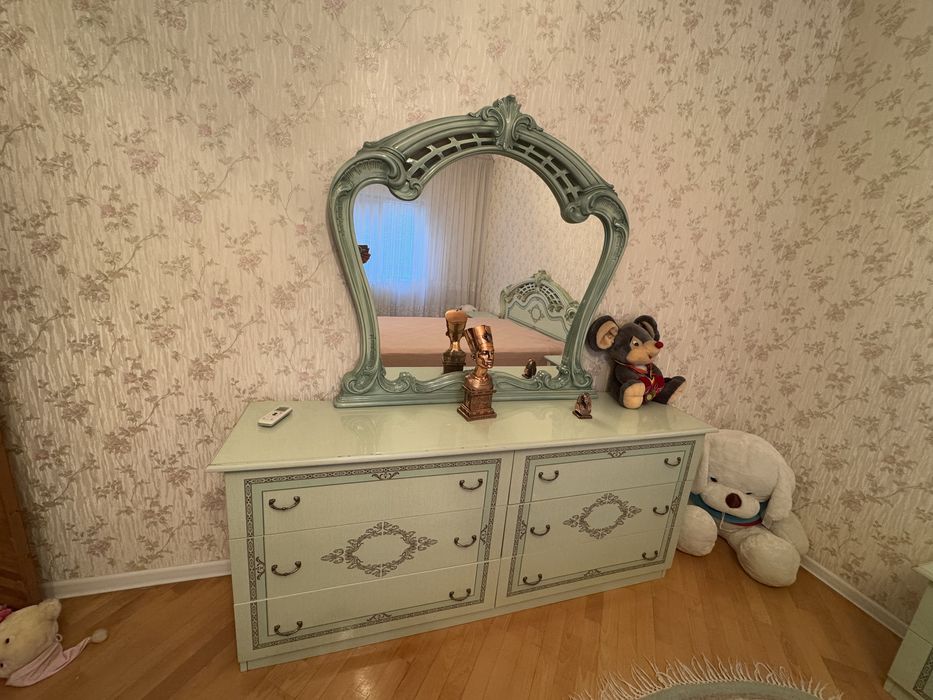 Vand Mobila dormitor