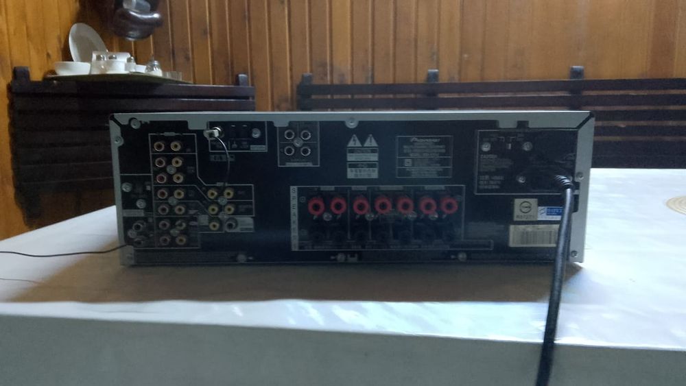 Усилитель звука Pioneer.