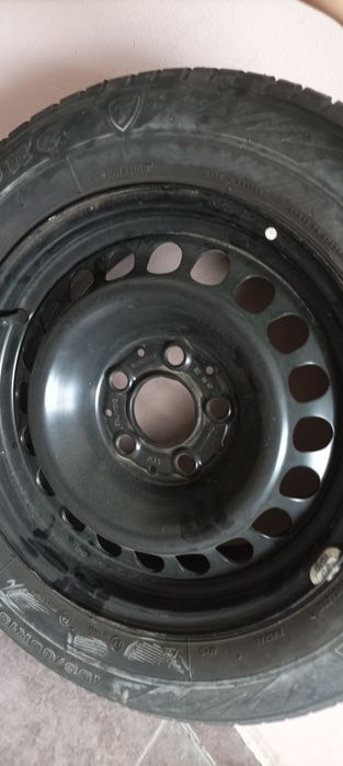 Зимна гума с джанта 195/65 R15