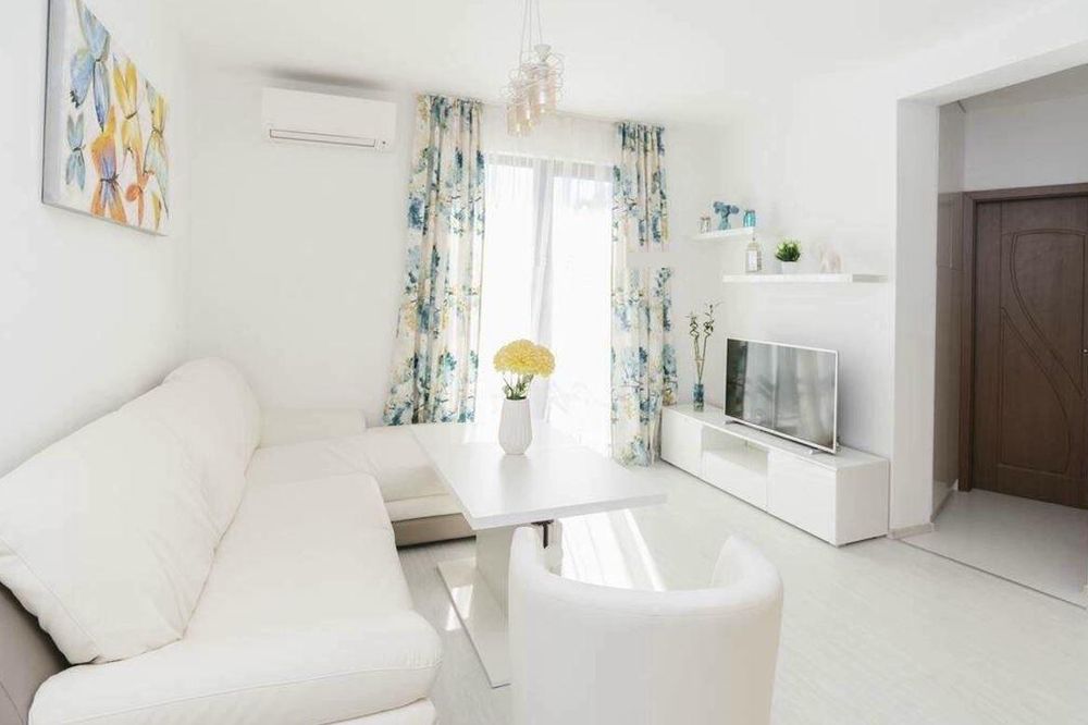 Двустаен, под наем, Център