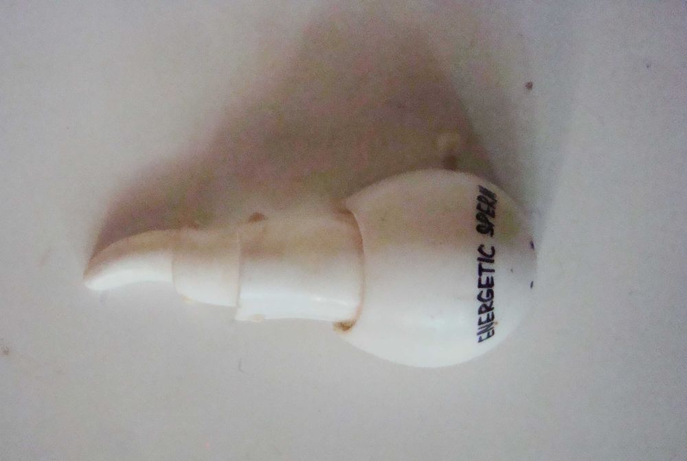 Стара пластмасова механична играчка