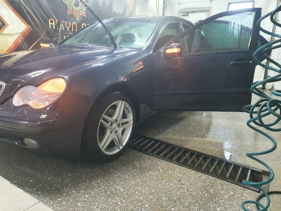 Продам Мерседес С 240