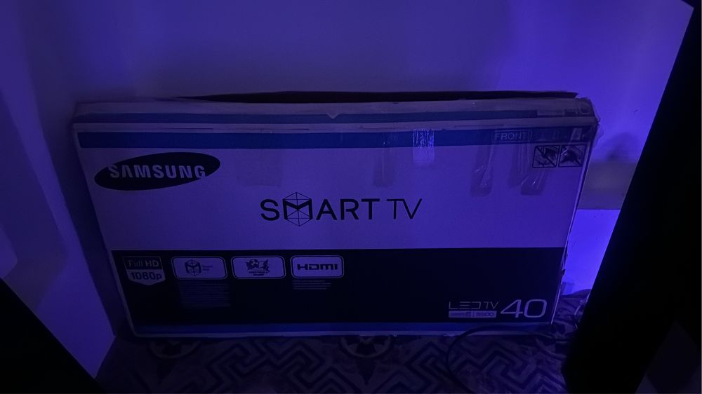 Телевизор Samsung 40 дюймов