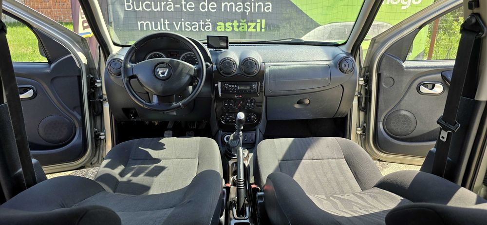 DACIA Duster 2011 — imagine 5