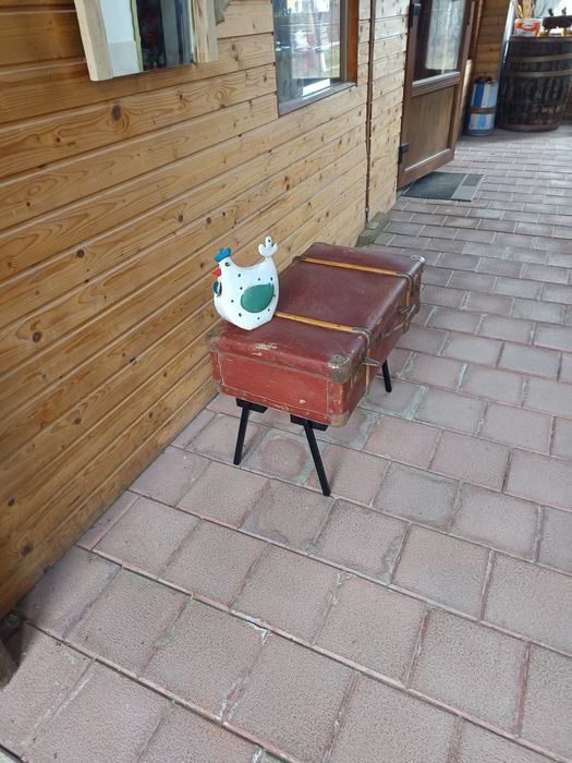 Valiza -  măsuță  și ladita depozitare