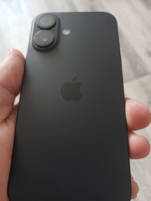 IPhone 16 128 заблокированный