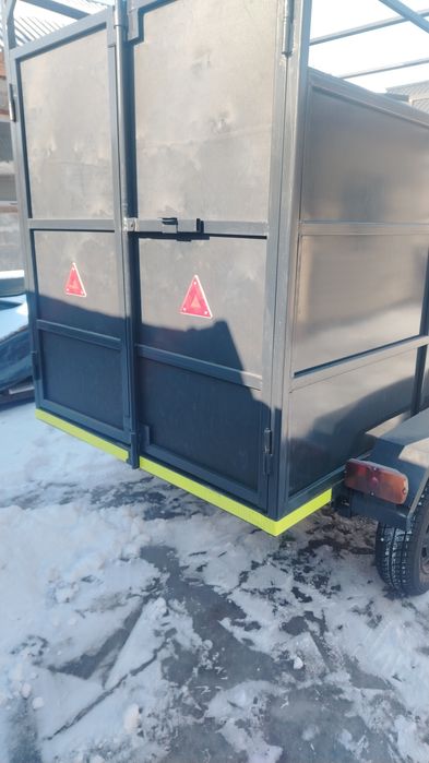 прицеп коневозка