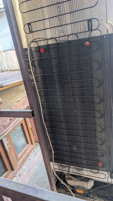 Продам холодильник