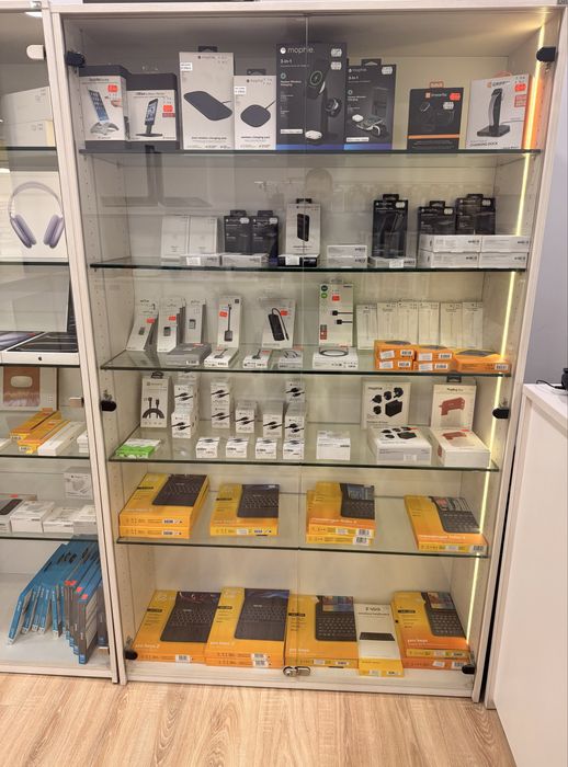 Продавам  витрини за магазин ORT и кешдеск