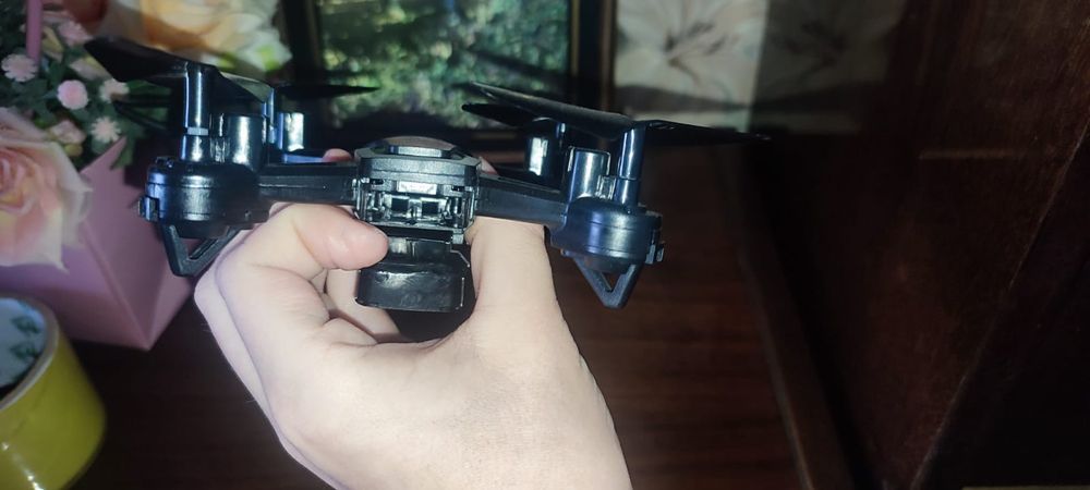 Квадрокоптер продаю